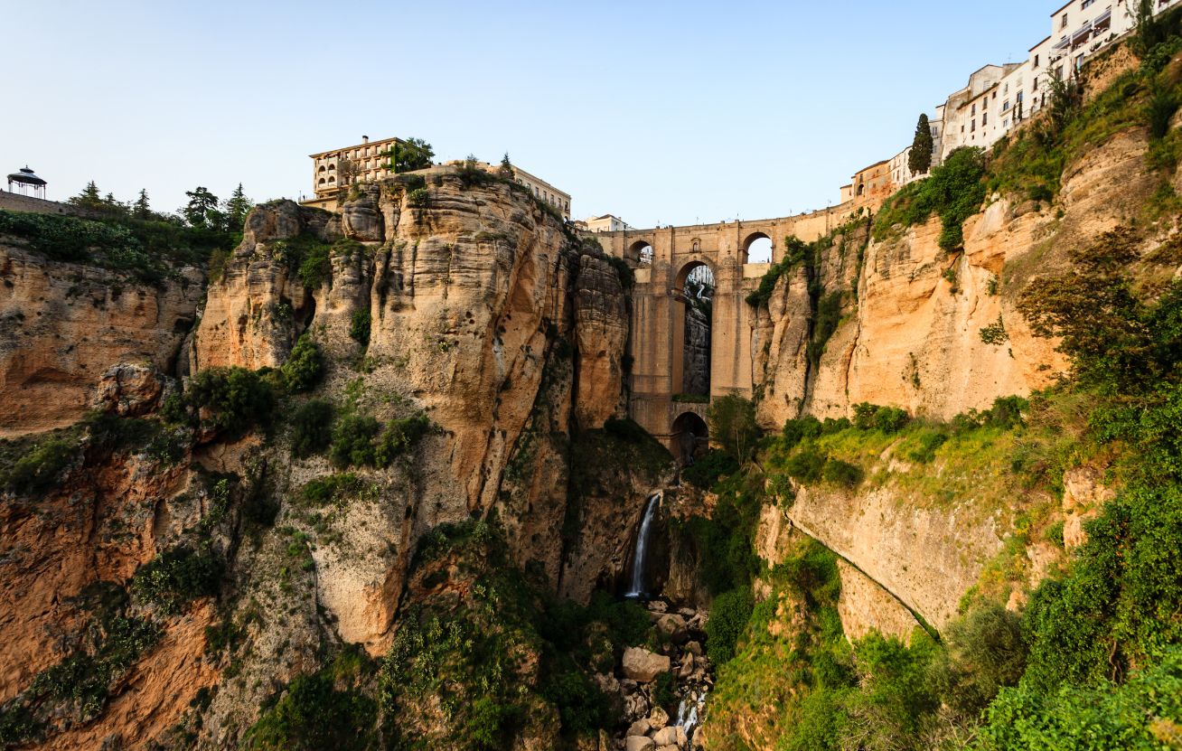 Conoce Ronda y Setenil de las Bodegas
